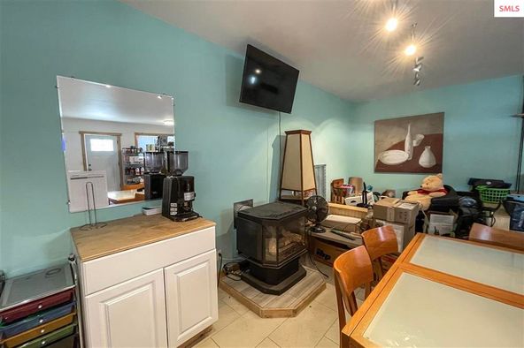 Starrs Acreage: 830 Kootenai Cutoff Rd, Sandpoint, ID 83864